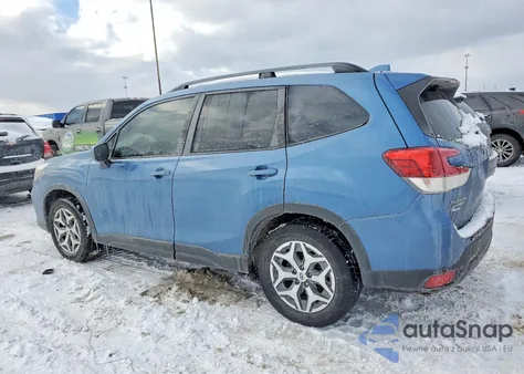 2019 Subaru Forester Premium z USA, uszkodzony, nr VIN JF2SKAEC1KH467073
